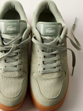 NEW IN BOX Lacoste T-Clip Platform Sneakers Light Khaki/Gum US8.5 EUR40